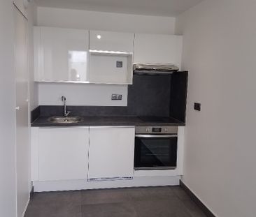 Location Appartement 1 pièce 30m² NOISY LE GRAND 93160 - Photo 1