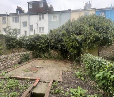 4 bedroom house to rent - Photo 1