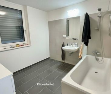 Moderne 3 Zi -Wohnung mit zwei großen Terrassen - nahe Milleniumcit... - Photo 3