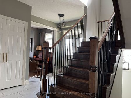 For Lease - 5456 Oscar Peterson Boulevard, Mississauga, Ontario - Photo 4