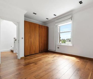 4 bedroom semi-detached house to rent - Photo 3