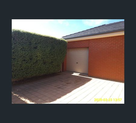 14 Mcgilp Avenue, Glengowrie, SA 5044 - Photo 2