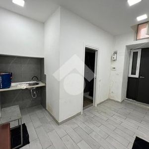 Monolocale in affitto - Photo 3
