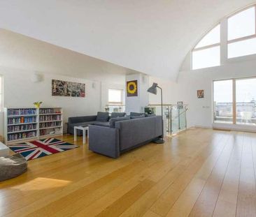 Maurer Court, Greenwich Millennium Village, SE10 - Photo 1