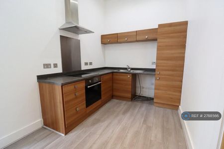 2 bedroom flat to rent - Photo 5