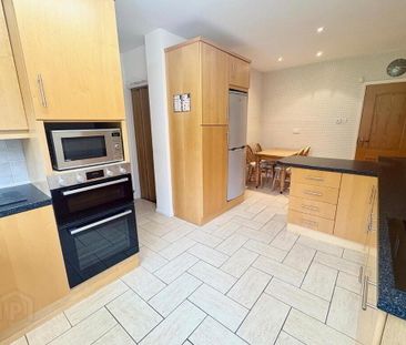 12 Roddens Crescent, Belfast, BT5 7JN - Photo 1