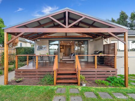 22 Morrie Crescent, Blackburn North - Photo 3