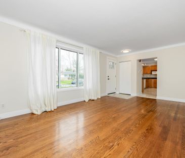 For Lease - 9 Kirkstall Avenue, South of Baseline to Knoxdale, Ontario - Photo 1
