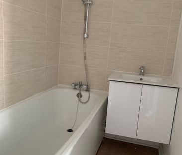 Location Appartement 3 pièces 42m² - Photo 6