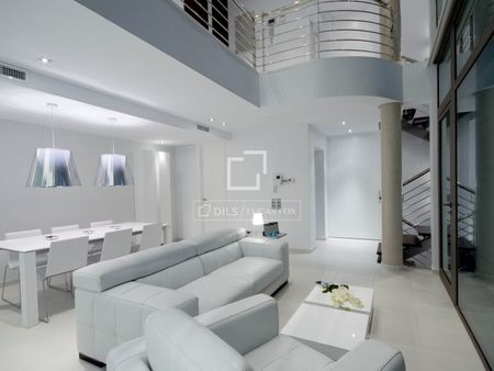 Excellent 3 Bedroom villa for rent in Altea Hills, Costa Blanca - Photo 2