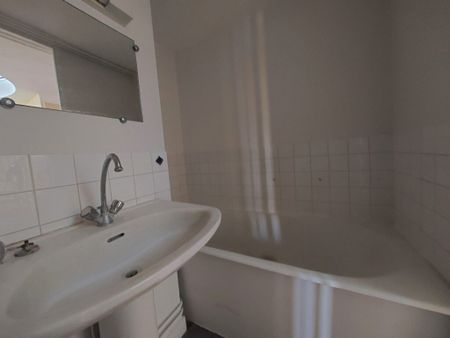 LOCATION APPARTEMENT T3 Bis, POITIERS, CENTRE-VILLE - Photo 4