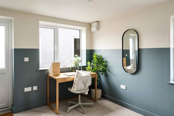 Northville Road, Horfield - Photo 1