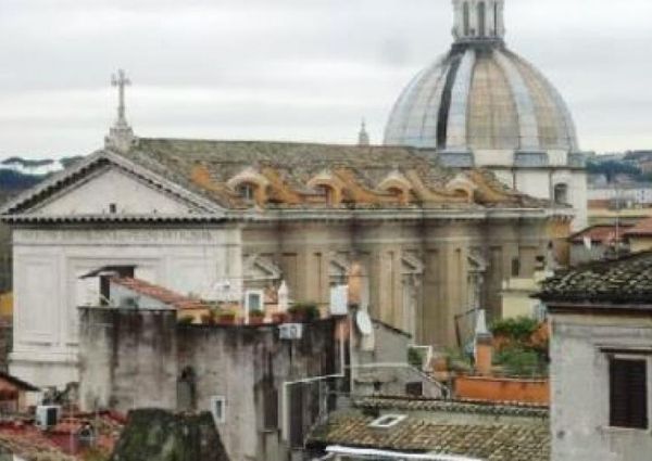 Attic - Navona: 190sqm. 3 bedrooms, maid’s room, 4 bathrooms, kitchen, dining, balcony, views. Ref 1133