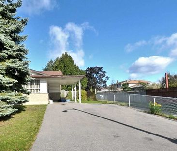 For Lease - 1458 Queen's Boulevard, Kitchener, Ontario - Photo 2