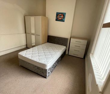 1 bedroom house of multiple occupation to rent - Photo 1