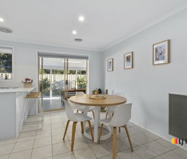 Fabulous 3 Bedroom Updated Townhouse - Photo 4