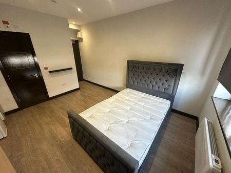 Studio Flat, Sydenham Road, SE26 - Photo 3