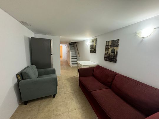 For Lease - 62 Ulster Street Unit# Basement, Toronto, Ontario - Photo 1