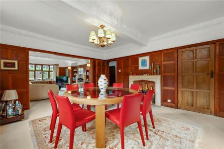 5 bedroom detached house to rent - Photo 3