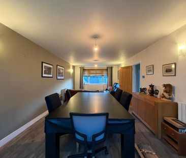 4 bedroom detached house to rent - Photo 3