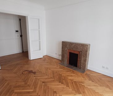 location Appartement T2 DE 51.1m² À PARIS - Photo 2