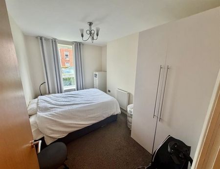 2 Bedroom Apartment To Let - Photo 4