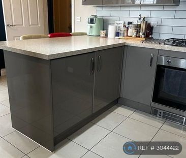 5 bedroom detached house to rent - Photo 6