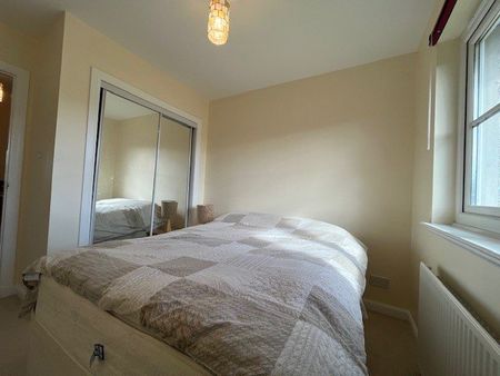 3 bedroom detached house to rent - Photo 4