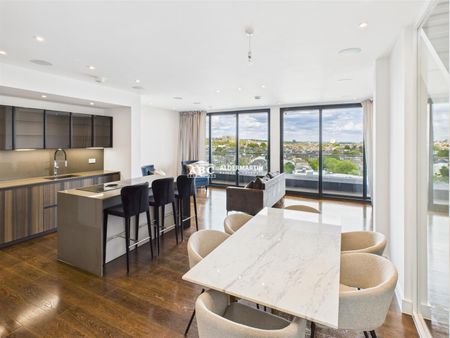 Finchley Road, NW3 6JG, London - Photo 3