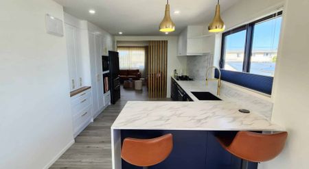 Large 4 bedroom family home - Photo 5