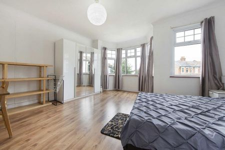 4 bedroom terraced house to rent - Photo 5