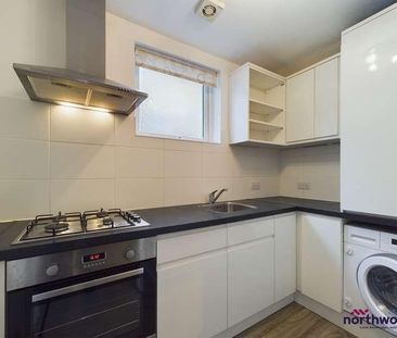 Cavendish Place, Eastbourne, BN21 - Photo 6