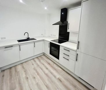 2 bedroom apartment to rent - Photo 3