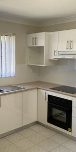 3 Bedroom Townhouse - Photo 3