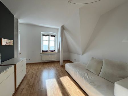 hochwertige, möblierte 2- RWE in der Görlitzer Augustastraße ! - Foto 2