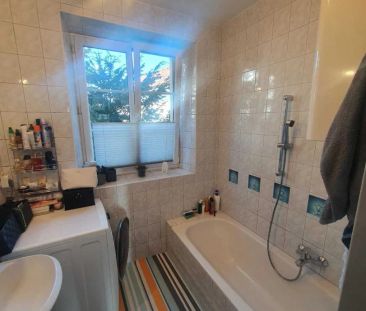 Helle 3-Zimmer Wohnung mit neuer Küche und PKW-Abstellplatz in ruhi... - Photo 4