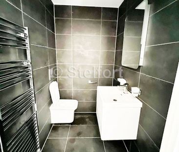 Leytonstone Road, E15, London - Photo 6