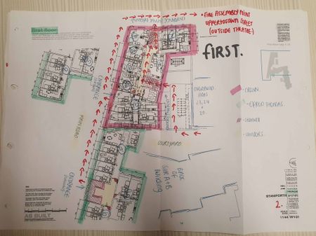 Three Bed Apartment - Photo 4