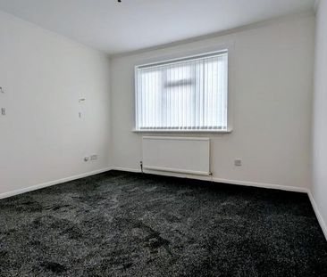 4 bedroom detached house to rent - Photo 6