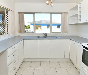 Stanmore Bay - 3 Bedrooms - Photo 6