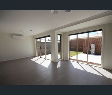 42B Elsie Street, Bell Park, Vic 3215 - Photo 5