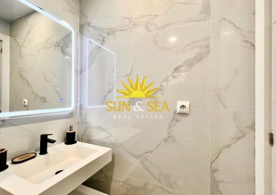 TWO-BEDROOM APARTMENT – TORREVIEJA