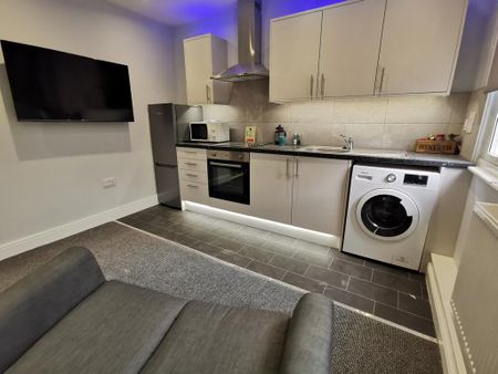 2 bedroom house to rent - Photo 2