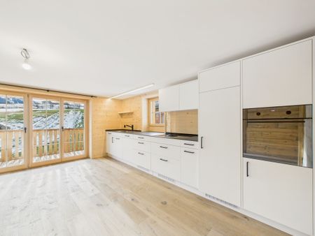 Newly renovated 3.5-room apartment with balcony in Vignogn - Photo 3