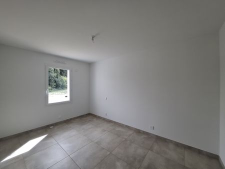 Location Maison 3 pièces 56m² MACHECOUL ST MEME 44270 - Photo 4