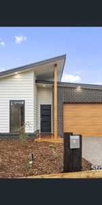 6 Cardiff Street, Bell Post Hill, Vic 3215 - Photo 4