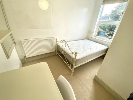 4 bedroom house share to rent - Photo 5