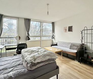 Compton Close, London - Photo 3