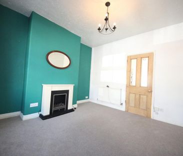 2 bedroom terraced house to rent - Photo 6