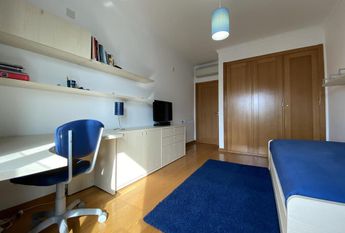 4 Bedroom Apartment with parking, Telheiras, Lisboa